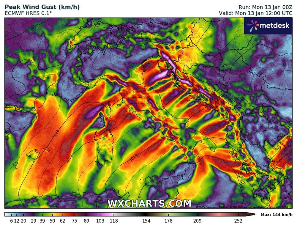 De zwaartse windstoten worden door de Bora veroorzaakt (WXCharts)