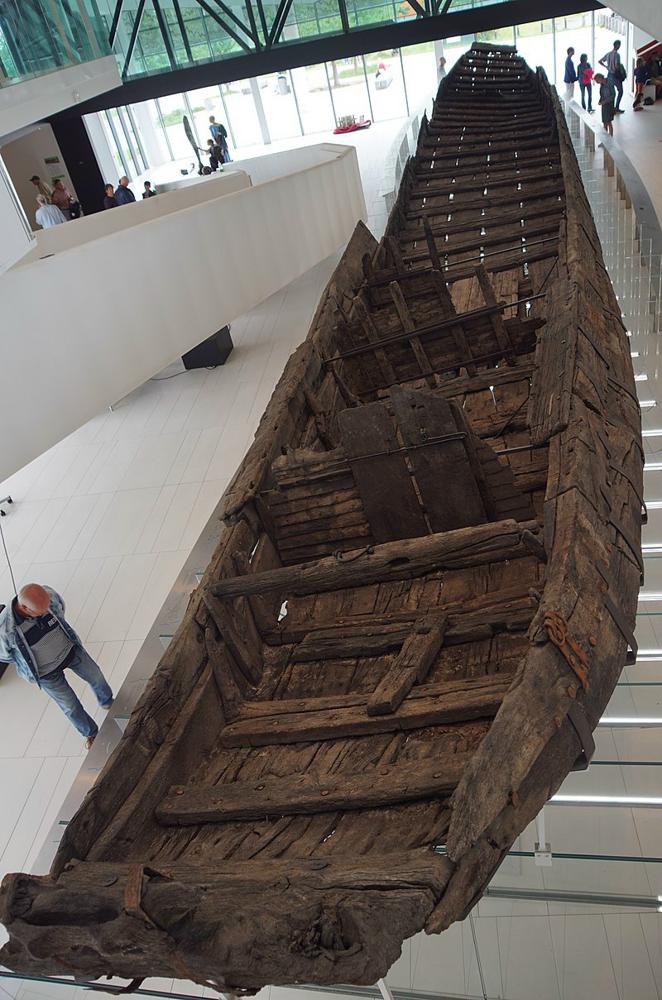 De_Meern_-_Castellum_Hoge_Woerd_20210911_De_Meern_1_-_bovenaanzicht.jpg