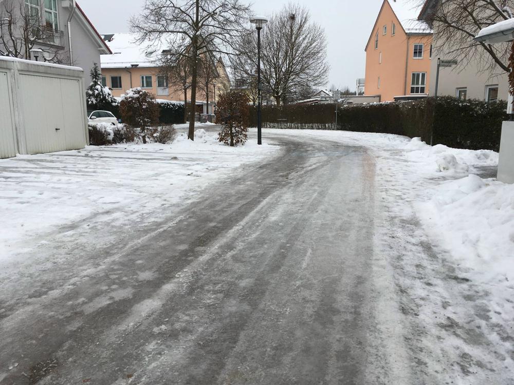 Spekgladde wegen in Duitsland (ANP)
