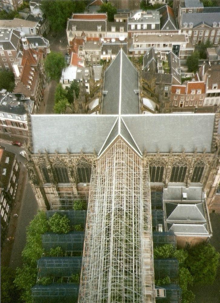 Domkerk_Utrecht_met_herbouwd_middenschip.jpg