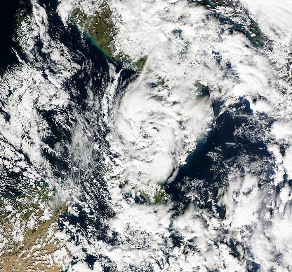 Weak and disorganised Mediterranean tropical-like cyclone_29Jan2009_NASA via Wikipedia.jpg